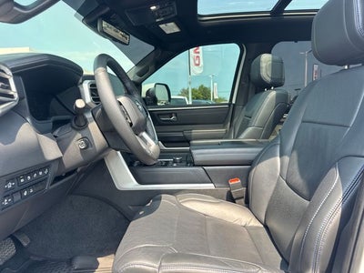 2025 Toyota Tundra Hybrid Platinum