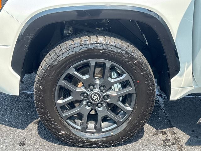 2025 Toyota Tundra Hybrid Platinum
