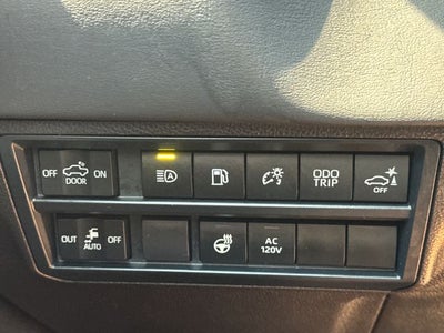 2025 Toyota Tundra Hybrid Platinum