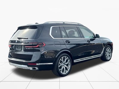 2025 BMW X7 xDrive40i