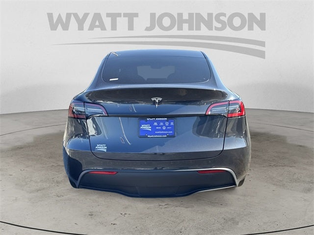 2024 Tesla Model Y Standard Range