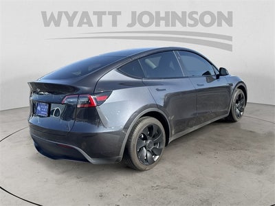 2024 Tesla Model Y Standard Range