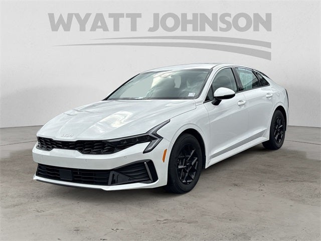 2025 Kia K5 LXS