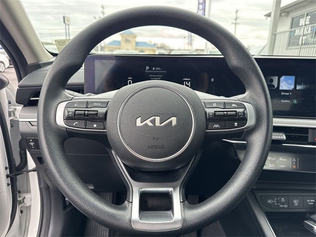 2025 Kia K5 LXS