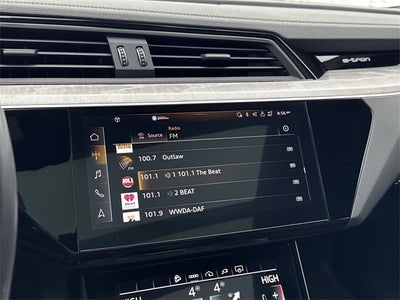 2024 Audi Q8 Sportback e-tron Premium Plus S line quattro