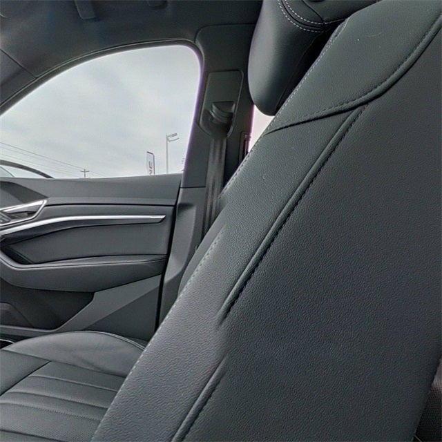 2024 Audi Q8 Sportback e-tron Premium Plus S line quattro