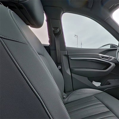 2024 Audi Q8 Sportback e-tron Premium Plus S line quattro