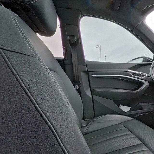 2024 Audi Q8 Sportback e-tron Premium Plus S line quattro