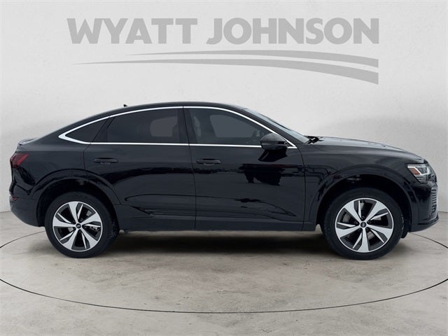 2024 Audi Q8 Sportback e-tron Premium Plus S line quattro