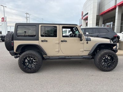 2016 Jeep Wrangler Unlimited Sahara