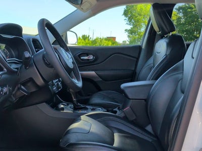 2022 Jeep Cherokee Latitude Lux