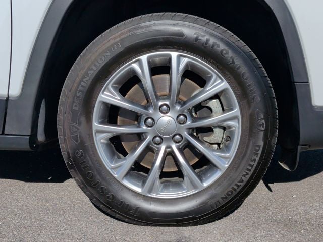 2022 Jeep Cherokee Latitude Lux