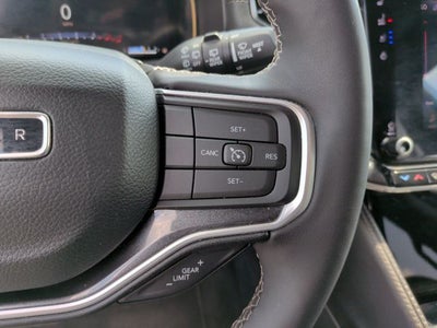 2024 Jeep Wagoneer L Base
