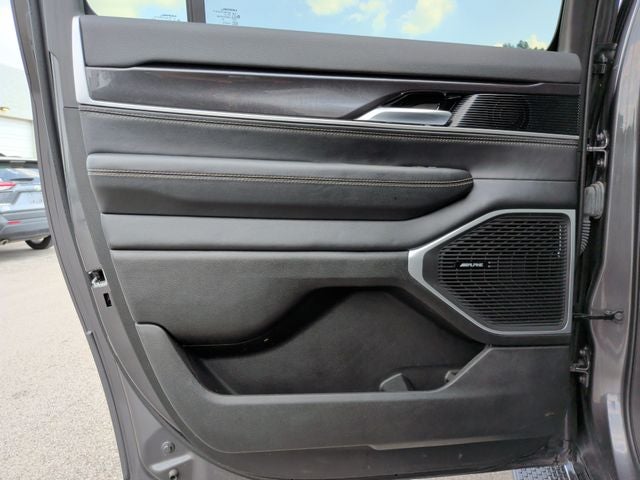 2024 Jeep Wagoneer L Base