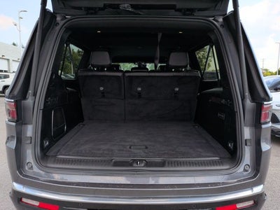 2024 Jeep Wagoneer L Base