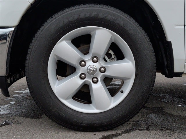 2024 RAM 1500 Classic SLT