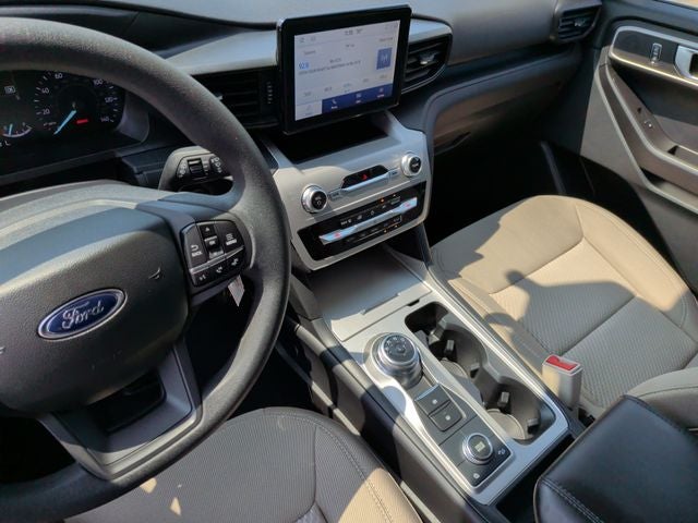 2023 Ford Explorer Base