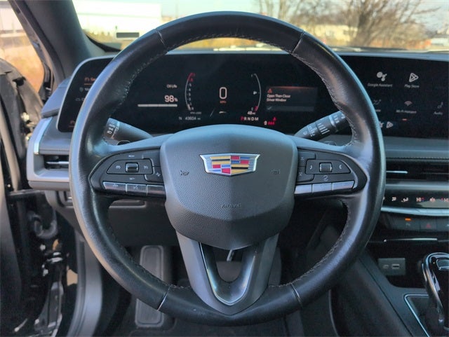 2024 Cadillac XT4 Premium Luxury