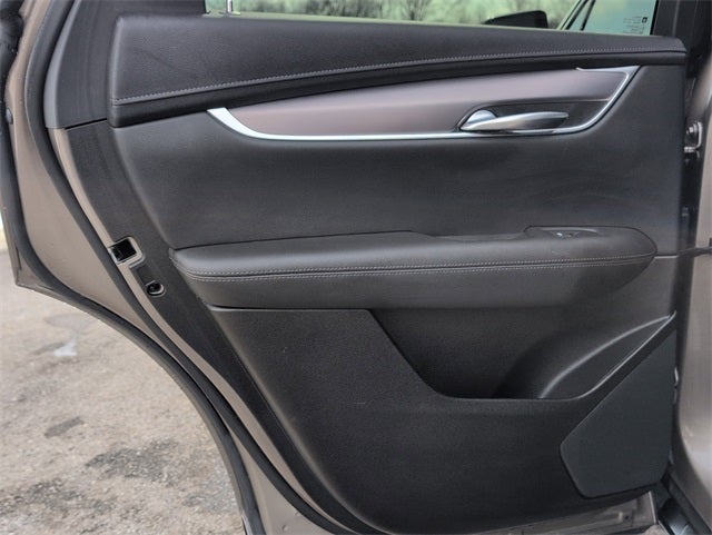 2023 Cadillac XT5 Luxury