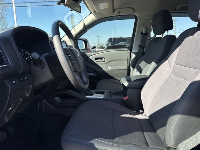 2022 Nissan Frontier S