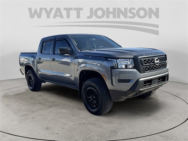 2022 Nissan Frontier S