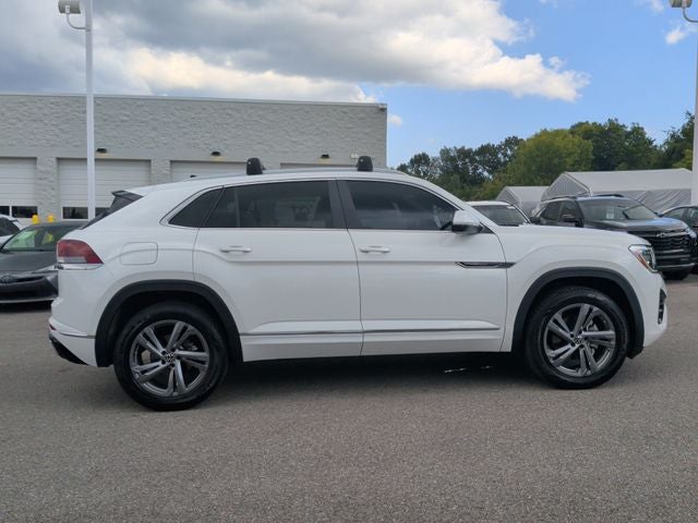 2024 Volkswagen Atlas Cross Sport 2.0T SEL R-Line