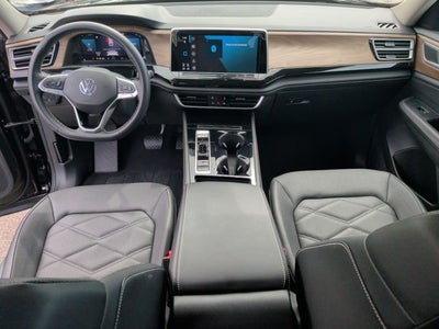 2026 Volkswagen Atlas SE w/Technology