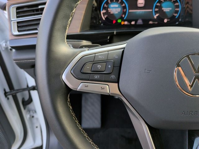 2026 Volkswagen Atlas SE w/Technology