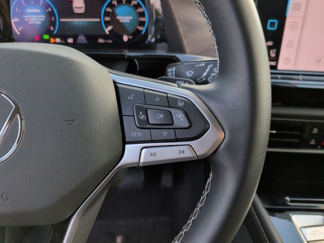 2026 Volkswagen Atlas SE w/Technology