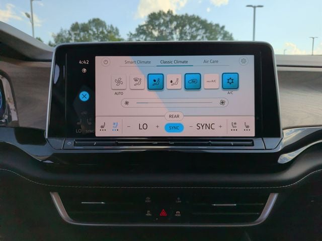2026 Volkswagen Atlas SE w/Technology