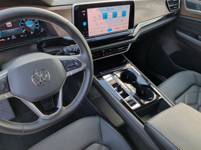 2026 Volkswagen Atlas SE w/Technology