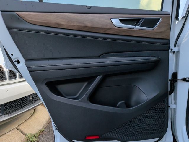 2026 Volkswagen Atlas SE w/Technology