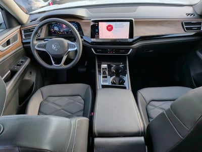 2026 Volkswagen Atlas SE w/Technology