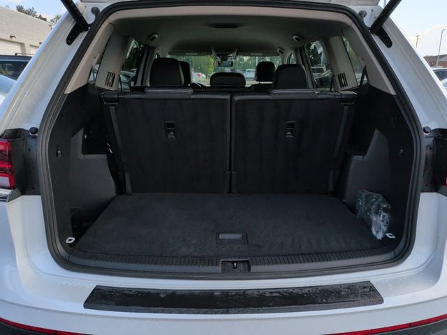 2026 Volkswagen Atlas SE w/Technology