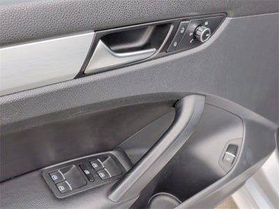 2012 Volkswagen Passat 2.5 SE