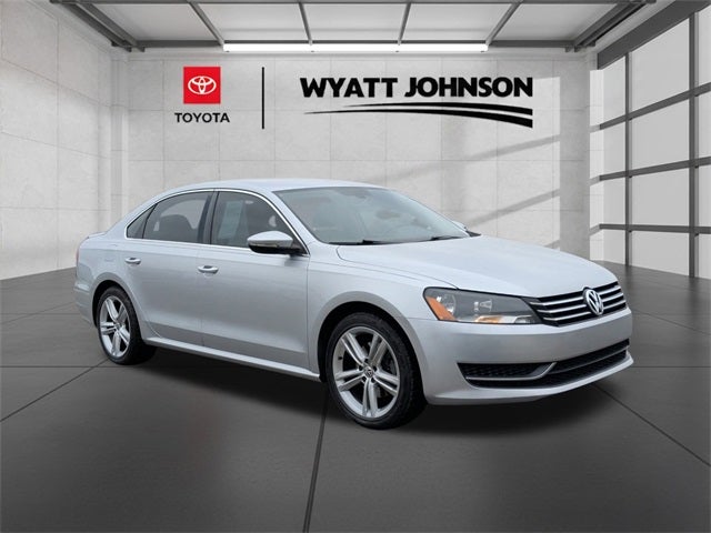 2012 Volkswagen Passat 2.5 SE