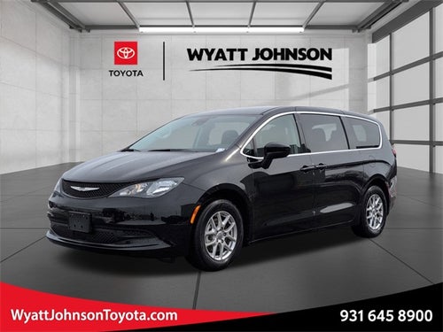 2024 Chrysler Voyager LX