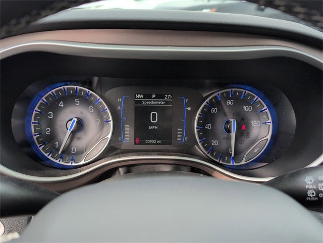 2024 Chrysler Voyager LX