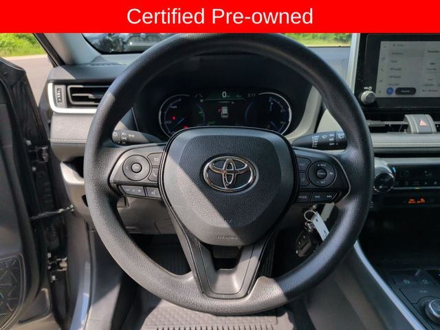 2025 Toyota RAV4 Hybrid LE
