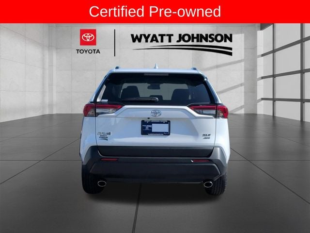 2025 Toyota RAV4 XLE