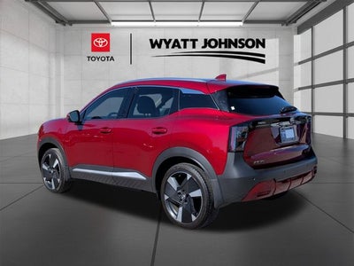 2025 Nissan Kicks SR