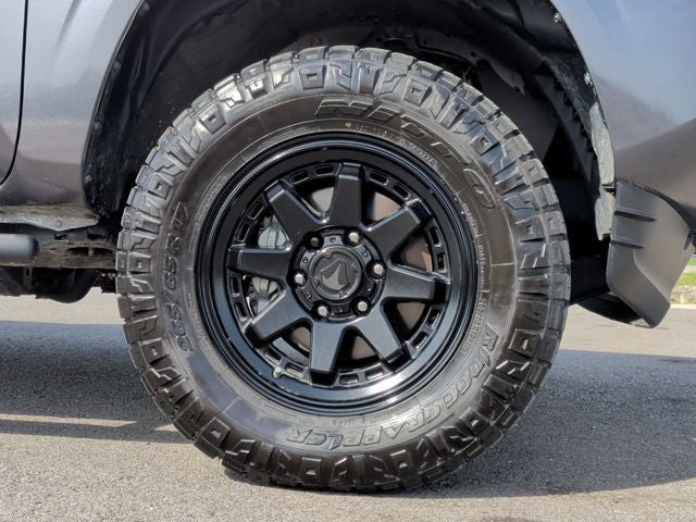 2023 Toyota Tacoma SR V6