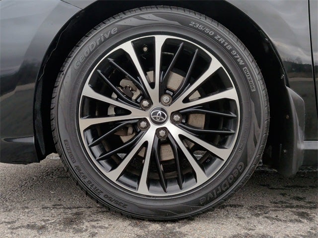 2019 Toyota Camry SE
