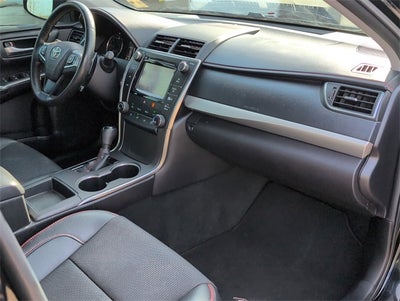 2016 Toyota Camry SE