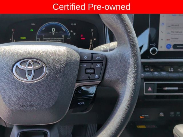 2025 Toyota Camry LE