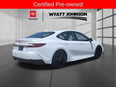 2025 Toyota Camry SE