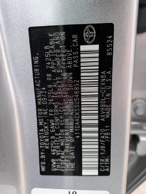 2025 Toyota Camry LE