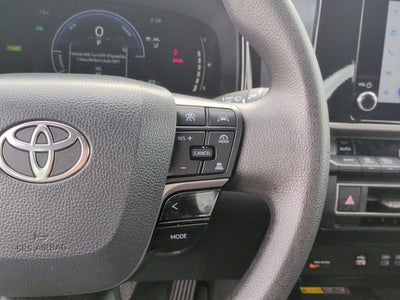 2025 Toyota Camry LE
