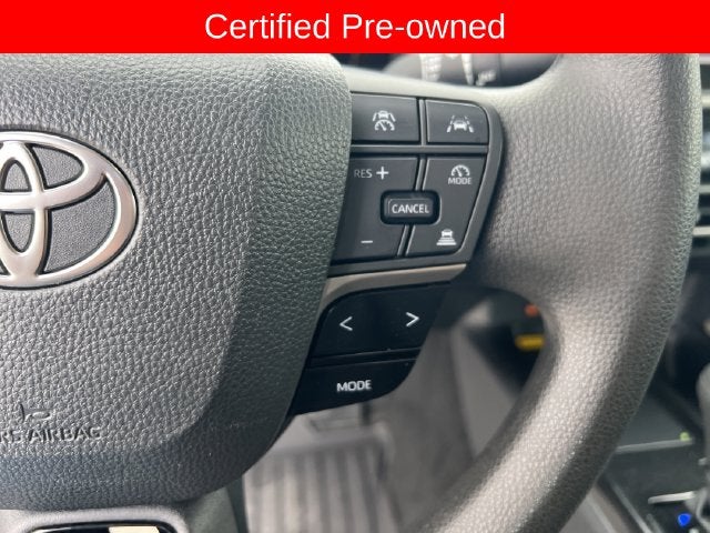 2025 Toyota Camry LE