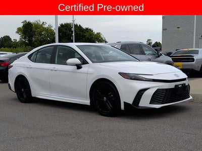 2025 Toyota Camry SE